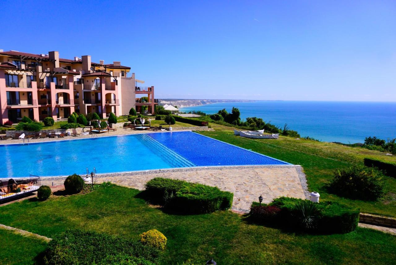 Apartment Decora Sea View Топола Екстериор снимка