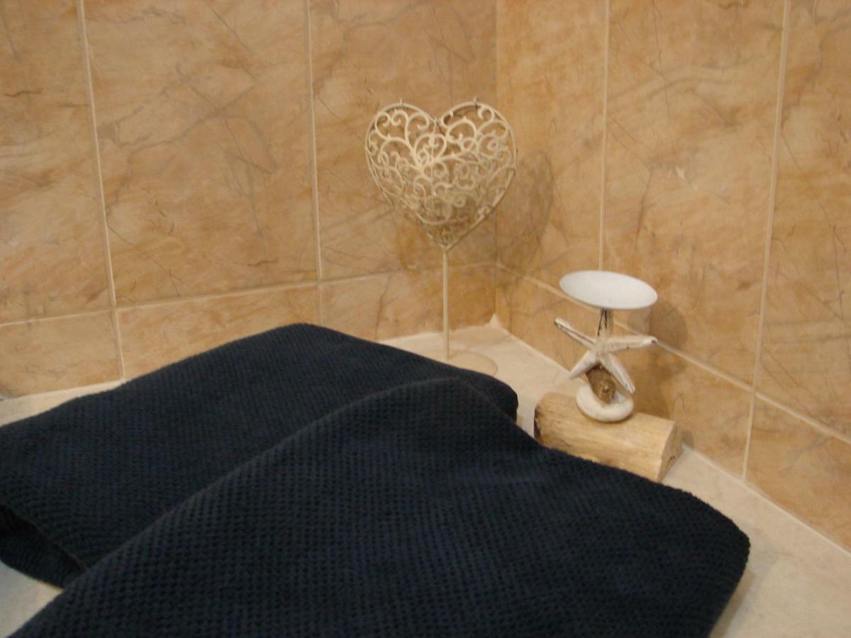 Apartment Decora Sea View Топола Екстериор снимка